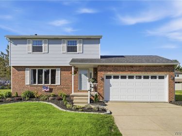 14 Quail Hollow, Lancaster, NY 14086