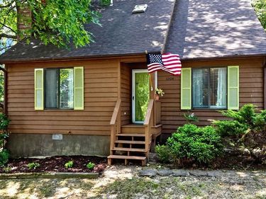 1504 5TH ST, WAYNESBORO, VA 22980