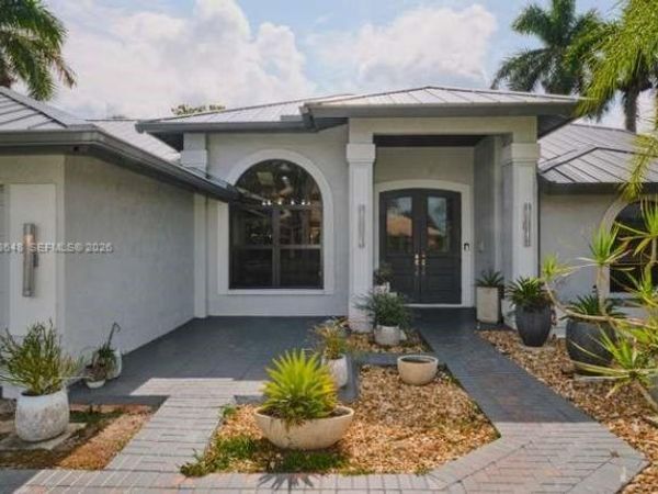 28505 Sombrero DR , Bonita Springs, FL 34135