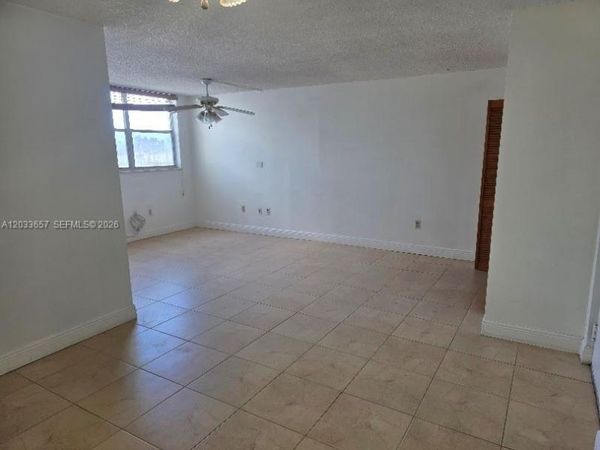 9411 SW 4th St , Unit 303, Miami, FL 33174