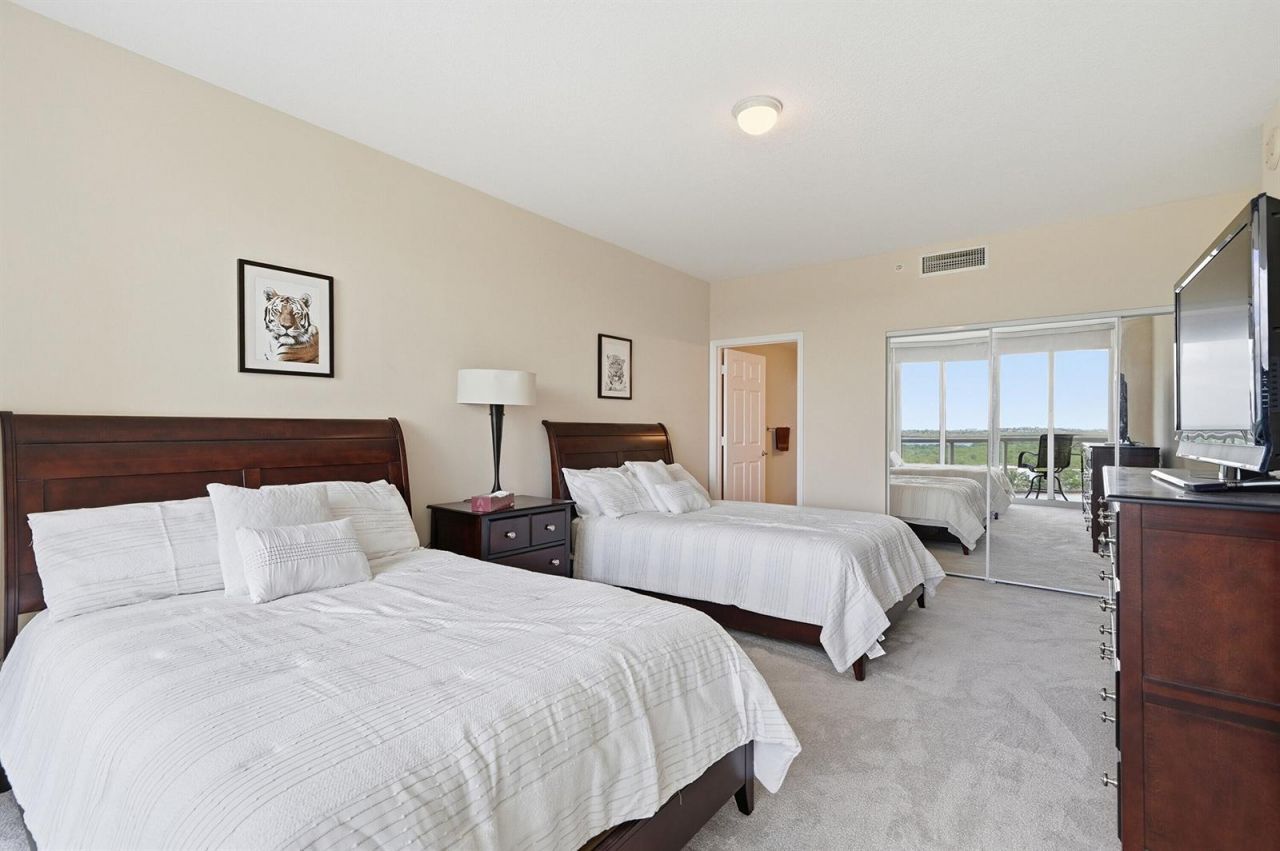 6051 N Ocean Drive , Unit 1003, Hollywood, FL 33019 Photo