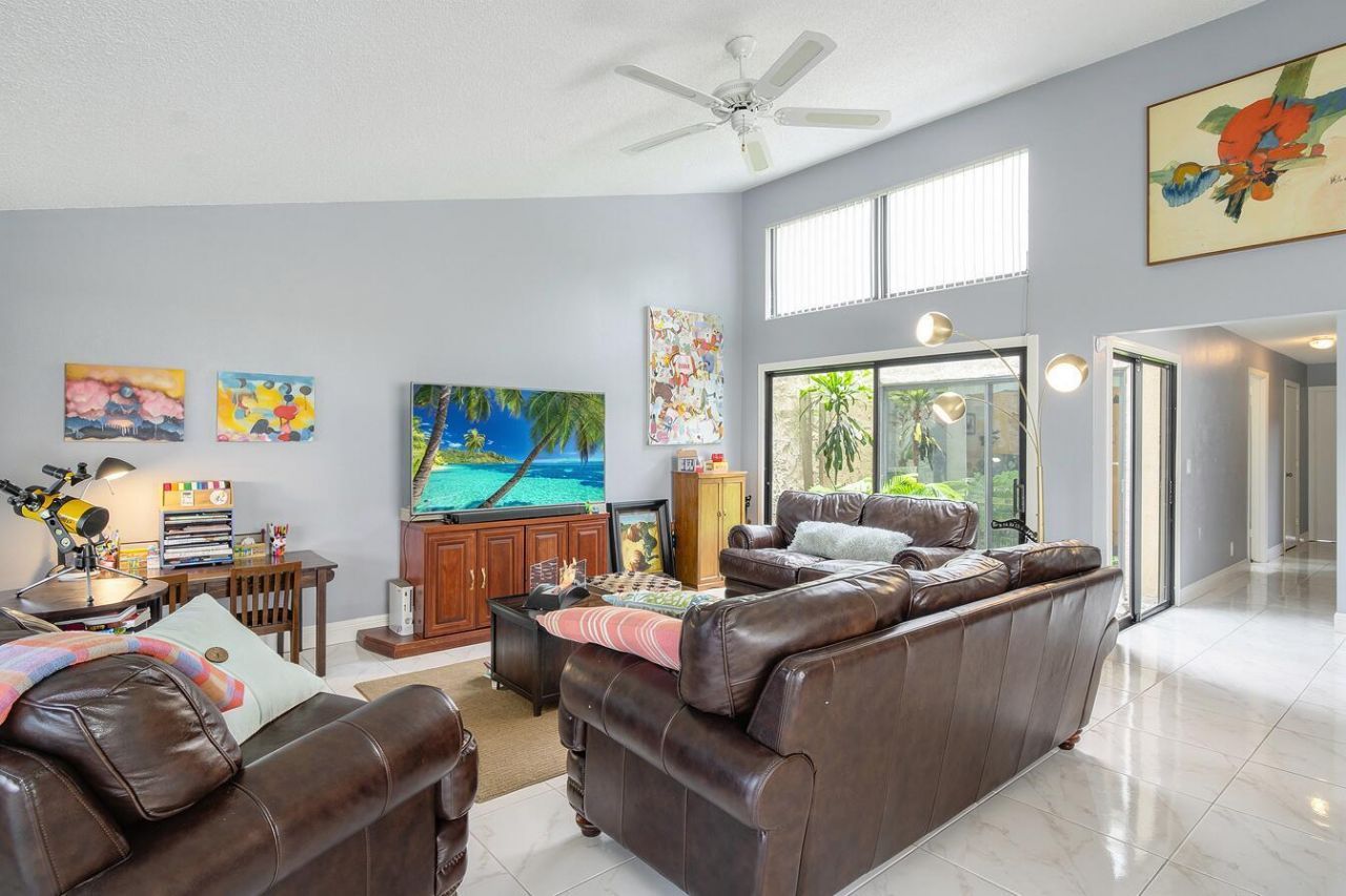 378 SW 28th Avenue , Delray Beach, FL 33445 Photo