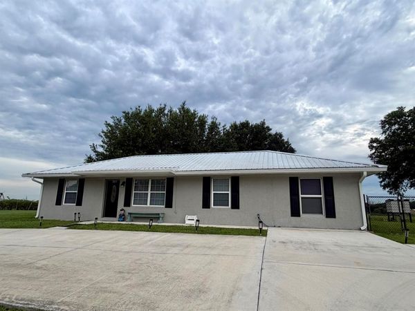 7823 SW 9th Street , Okeechobee, FL 34974
