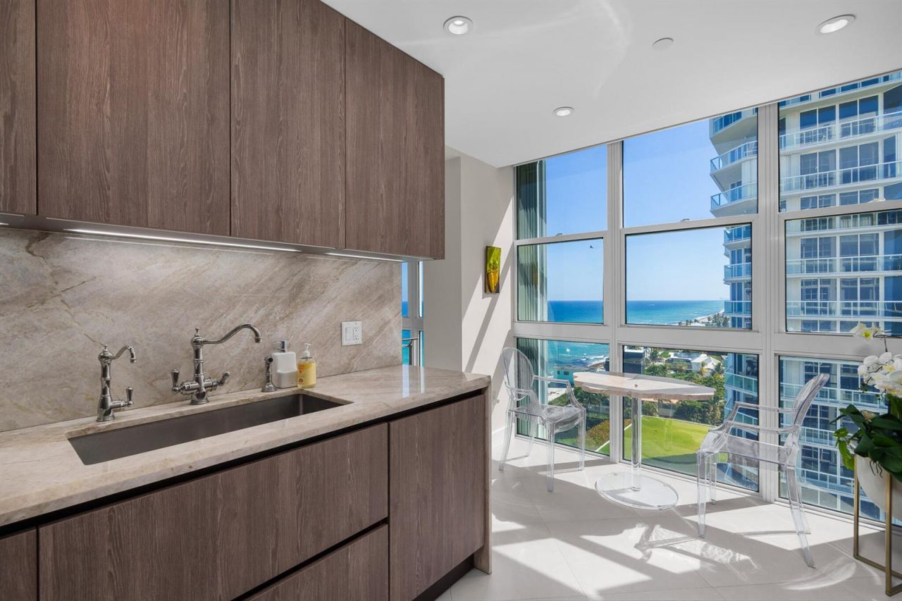 6051 N Ocean Drive , Unit 1101, Hollywood, FL 33019 Photo