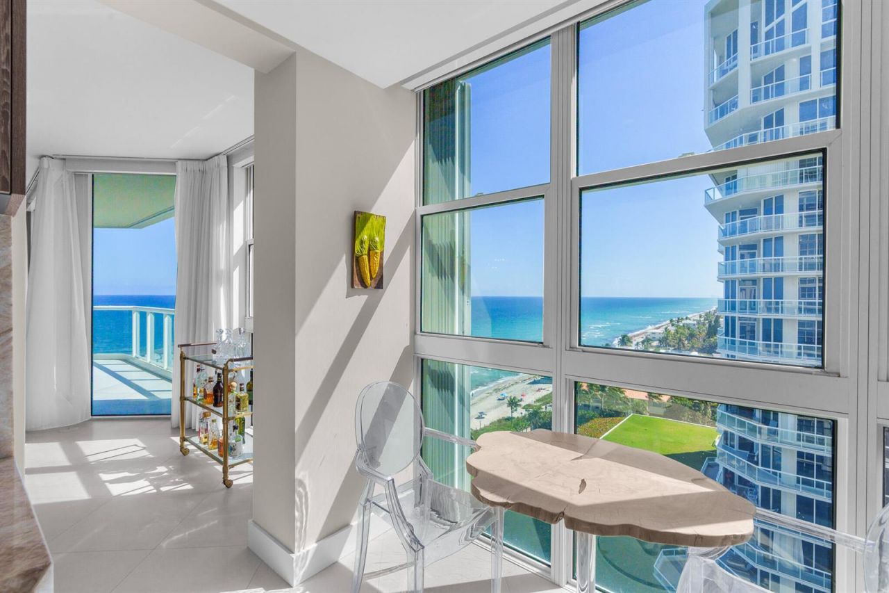 6051 N Ocean Drive , Unit 1101, Hollywood, FL 33019 Photo