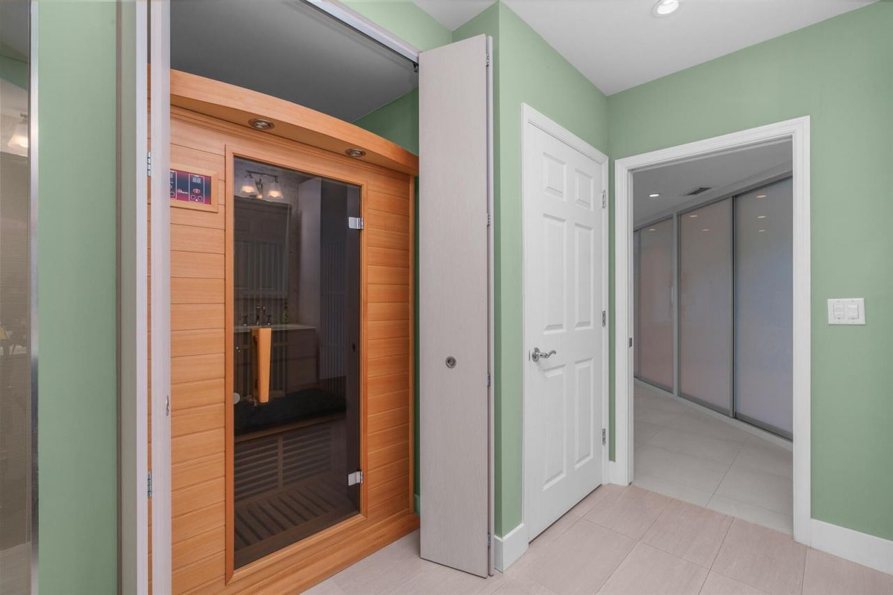 6051 N Ocean Drive , Unit 1101, Hollywood, FL 33019 Photo