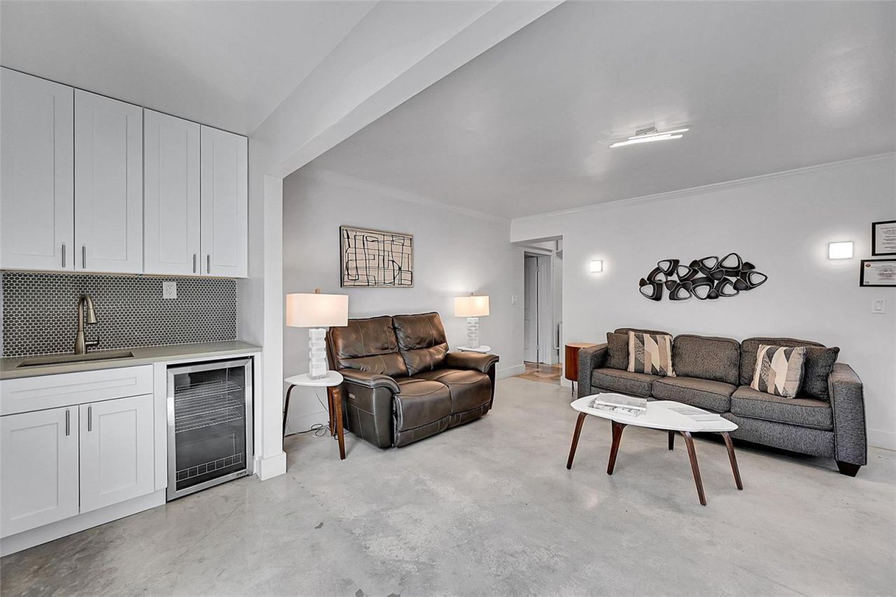 602 NE 27th Street , Unit #1-2, Fort Lauderdale, FL 33334 Photo