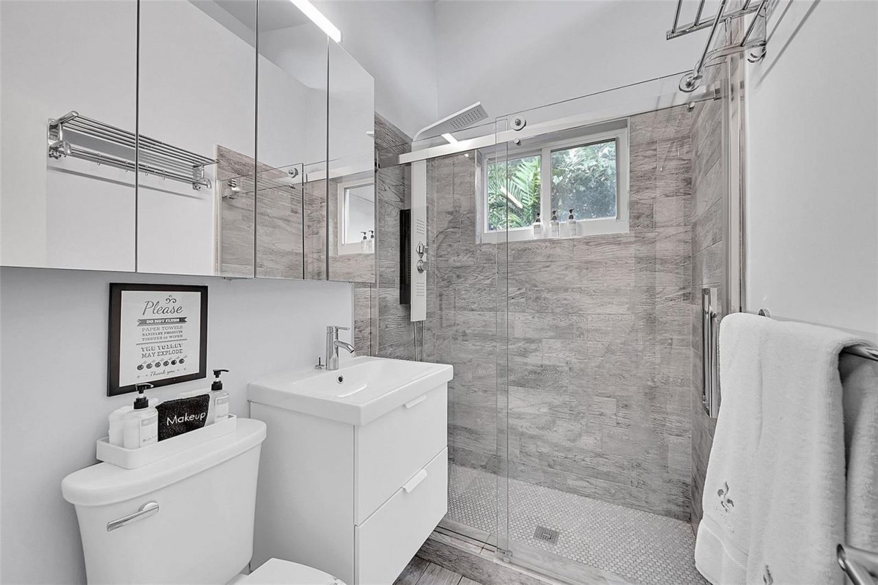 602 NE 27th Street , Unit #1-2, Fort Lauderdale, FL 33334 Photo