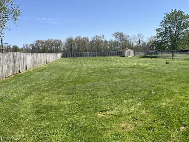 8785 Root Road , North Ridgeville, OH 44039 Photo 3