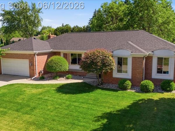 5048 Tree Hill Road, Grand Blanc Twp, MI 48439