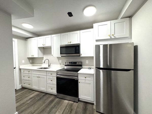 189 E Merrimack Street, Unit 3, Lowell, MA 01852