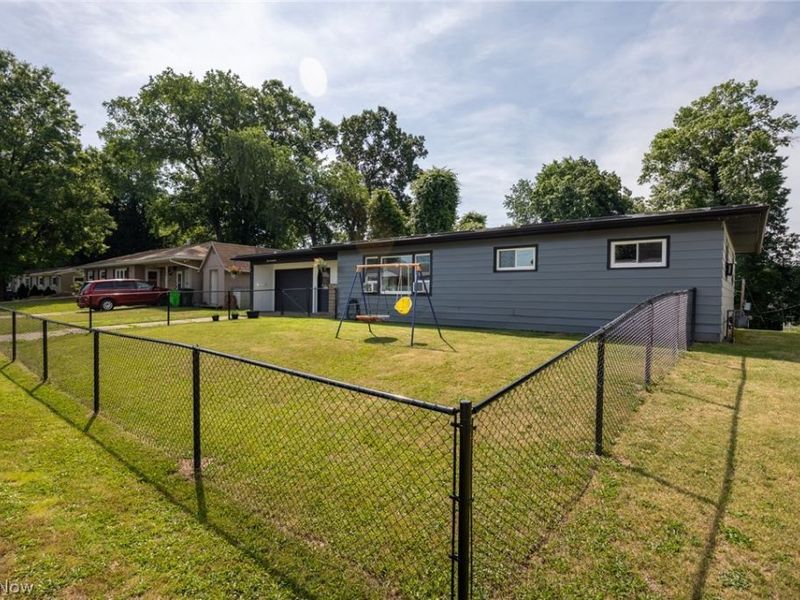 1279 Stewart Lane , Coshocton, OH 43812 Photo 3