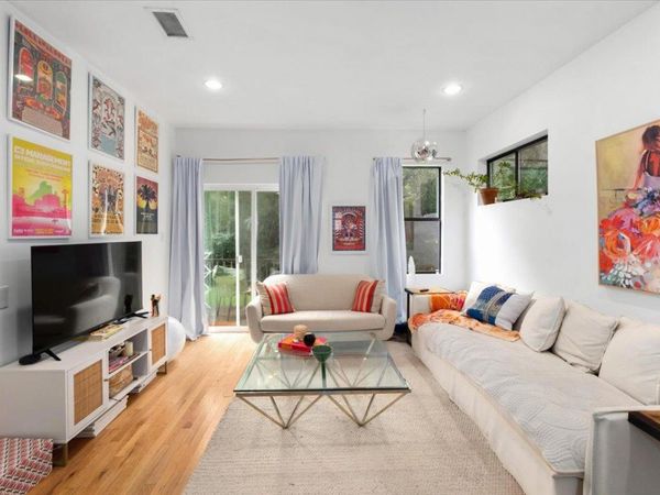 2113 Thornton RD , Austin, TX 78704