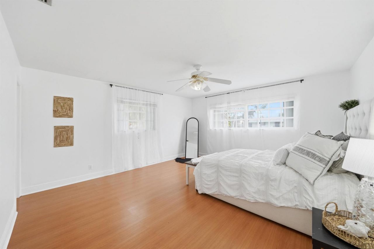 5501 Monroe Street , Hollywood, FL 33021 Photo