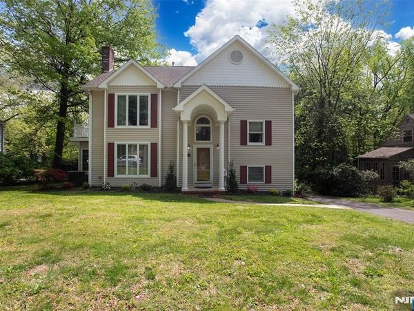 820 E Broad Street, WESTFIELD, NJ 07090