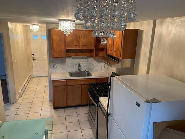 378A Boylston Street, Unit 00, Newton, MA 02459