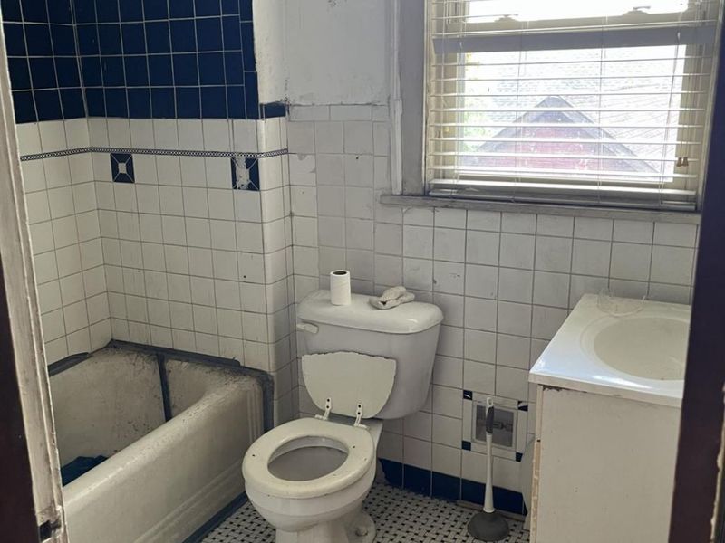 4905 Corinth Avenue, Cincinnati, OH 45237 Photo 8