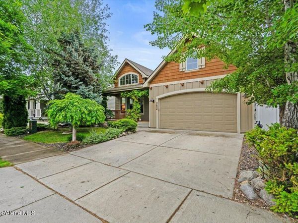 2624 W Sorbonne Dr , Coeur d'Alene, ID 83815