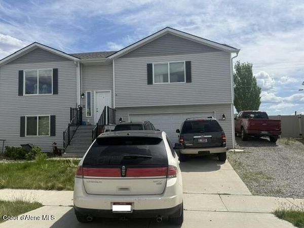 6662 W Rambo St , Rathdrum, ID 83858