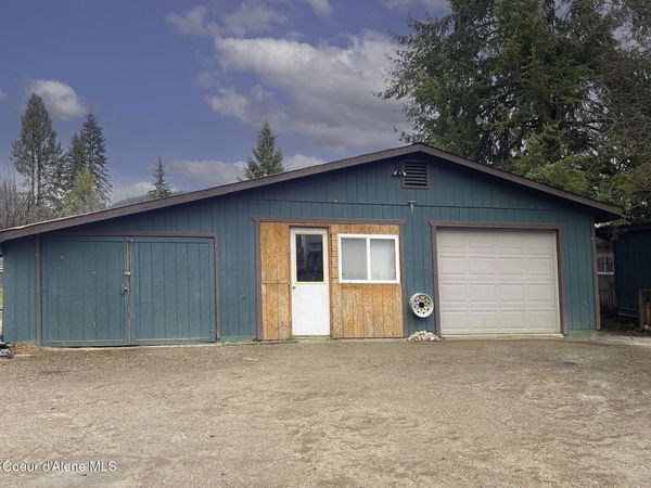 109 W 6th AVE, Clark Fork, ID 83811
