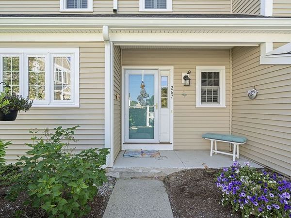 267 Allerton Commons Ln, Unit 267, Braintree, MA 02184