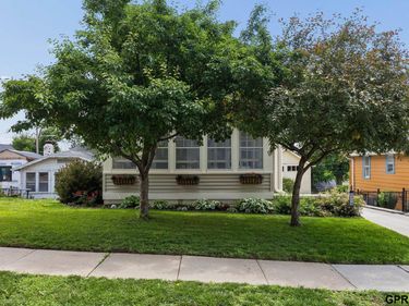 4219 S 12Th Street, Omaha, NE 68107