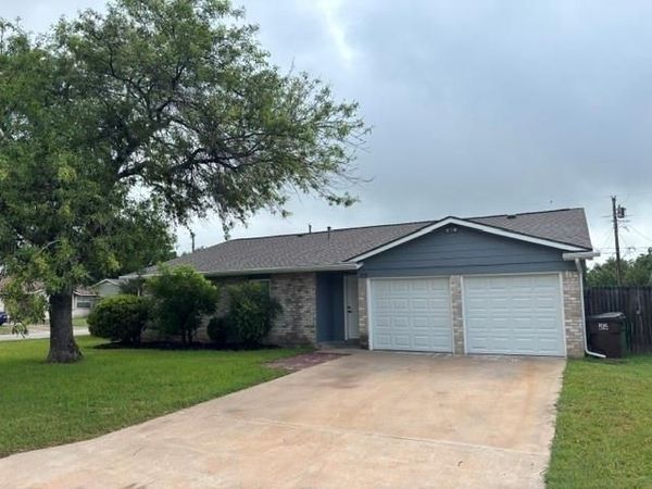 1914 Cameo DR, Round Rock, TX 78664
