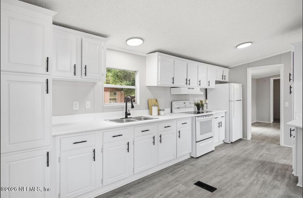 8427 Mc Glothlin Street, Unit 1, Jacksonville, FL 32210 Photo