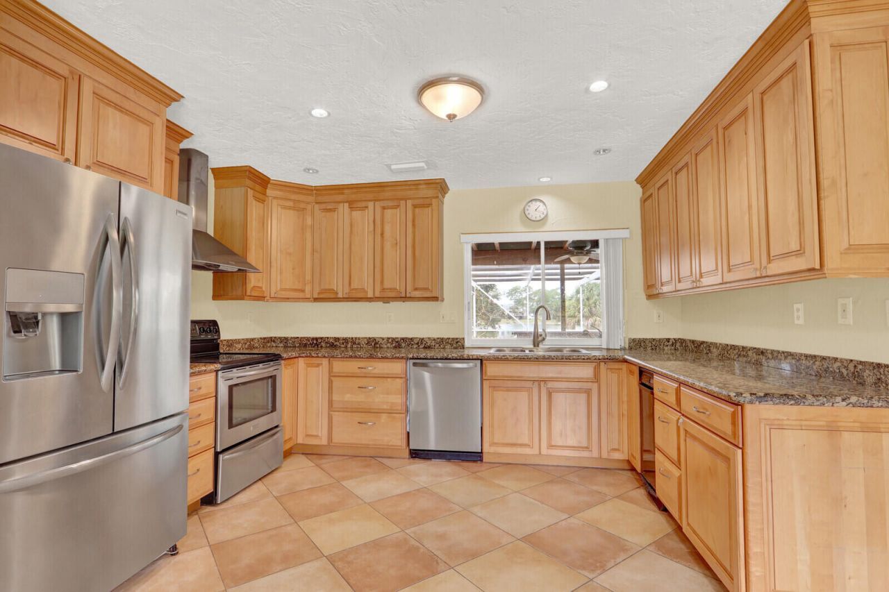 4529 Square Lake Drive, Palm Beach Gardens, FL 33418 Photo