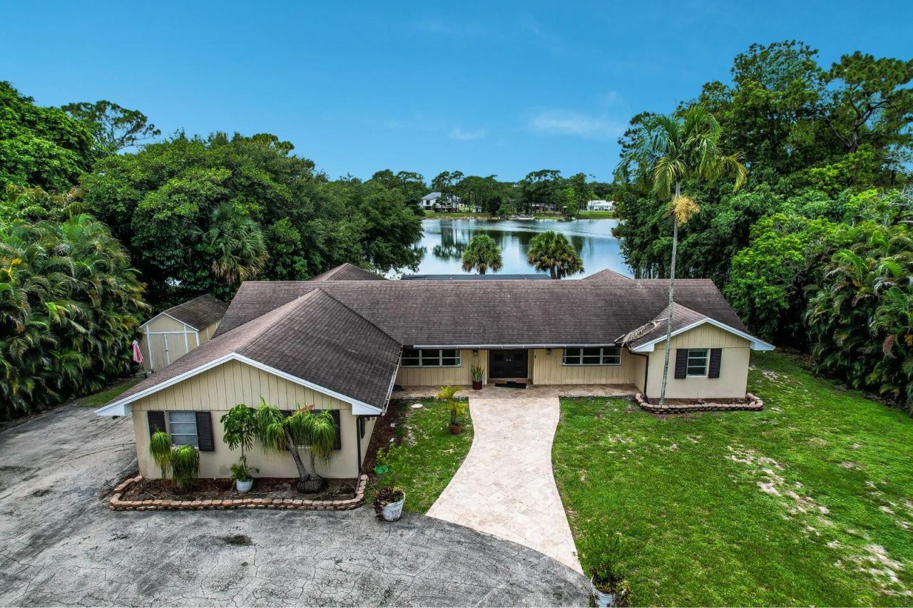 4529 Square Lake Drive, Palm Beach Gardens, FL 33418 Photo