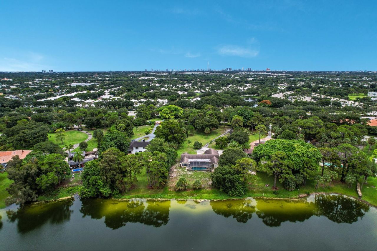 4529 Square Lake Drive, Palm Beach Gardens, FL 33418 Photo