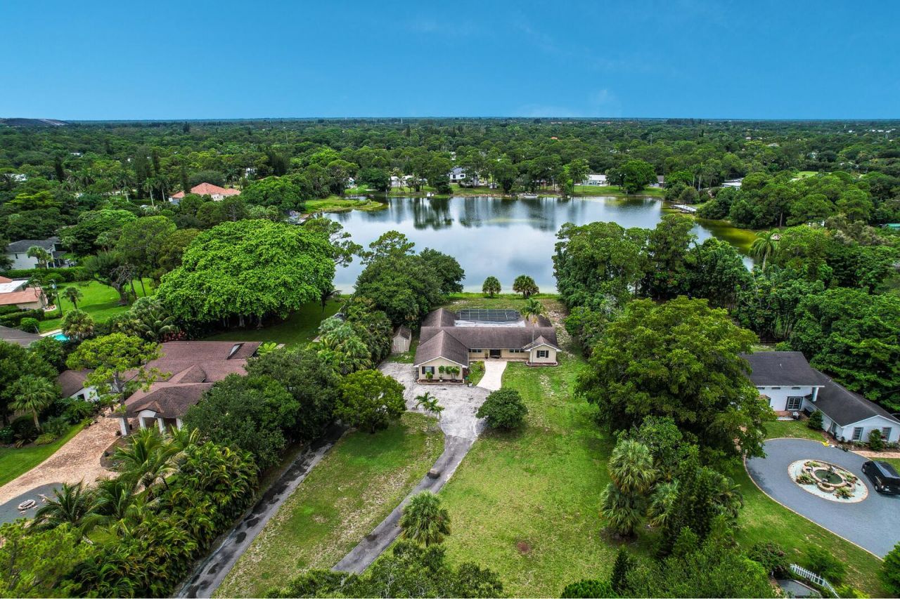 4529 Square Lake Drive, Palm Beach Gardens, FL 33418 Photo