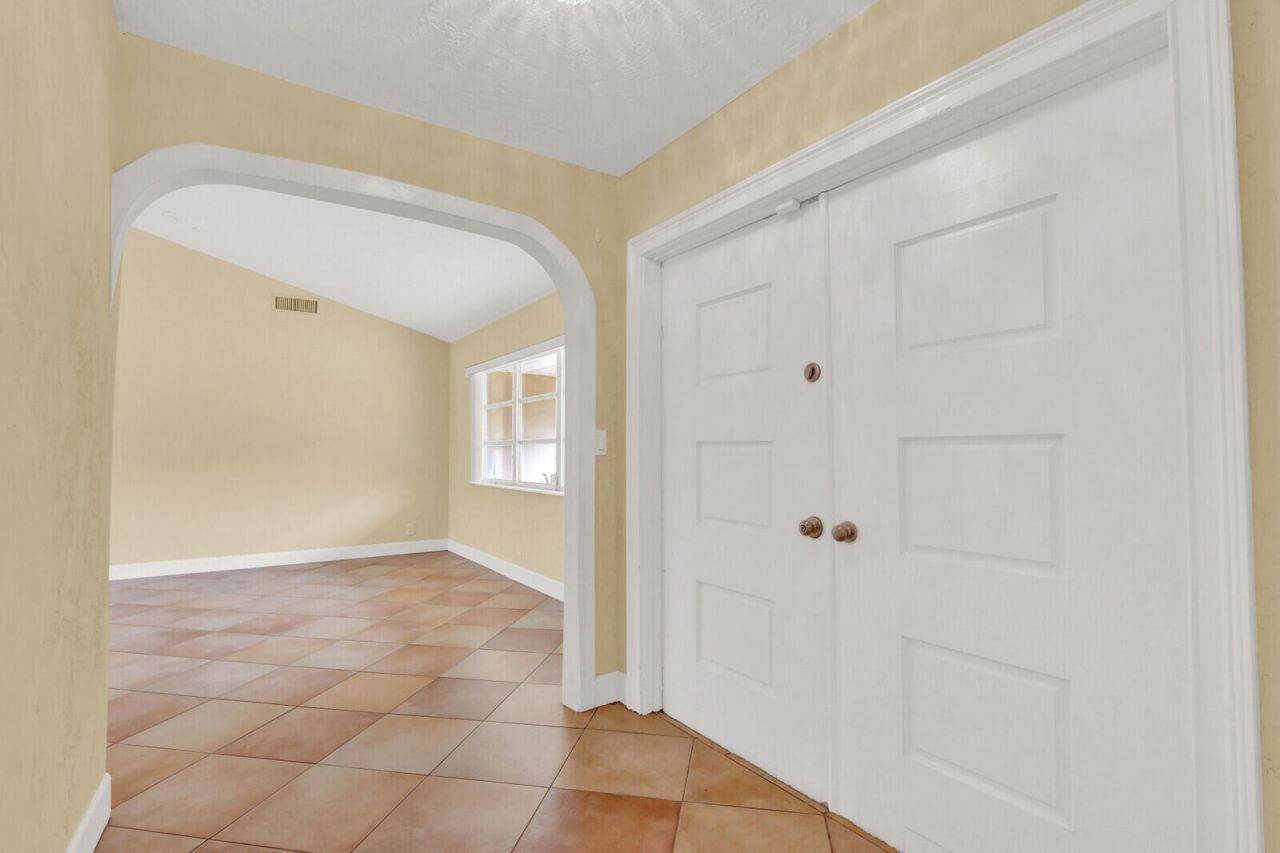 4529 Square Lake Drive, Palm Beach Gardens, FL 33418 Photo