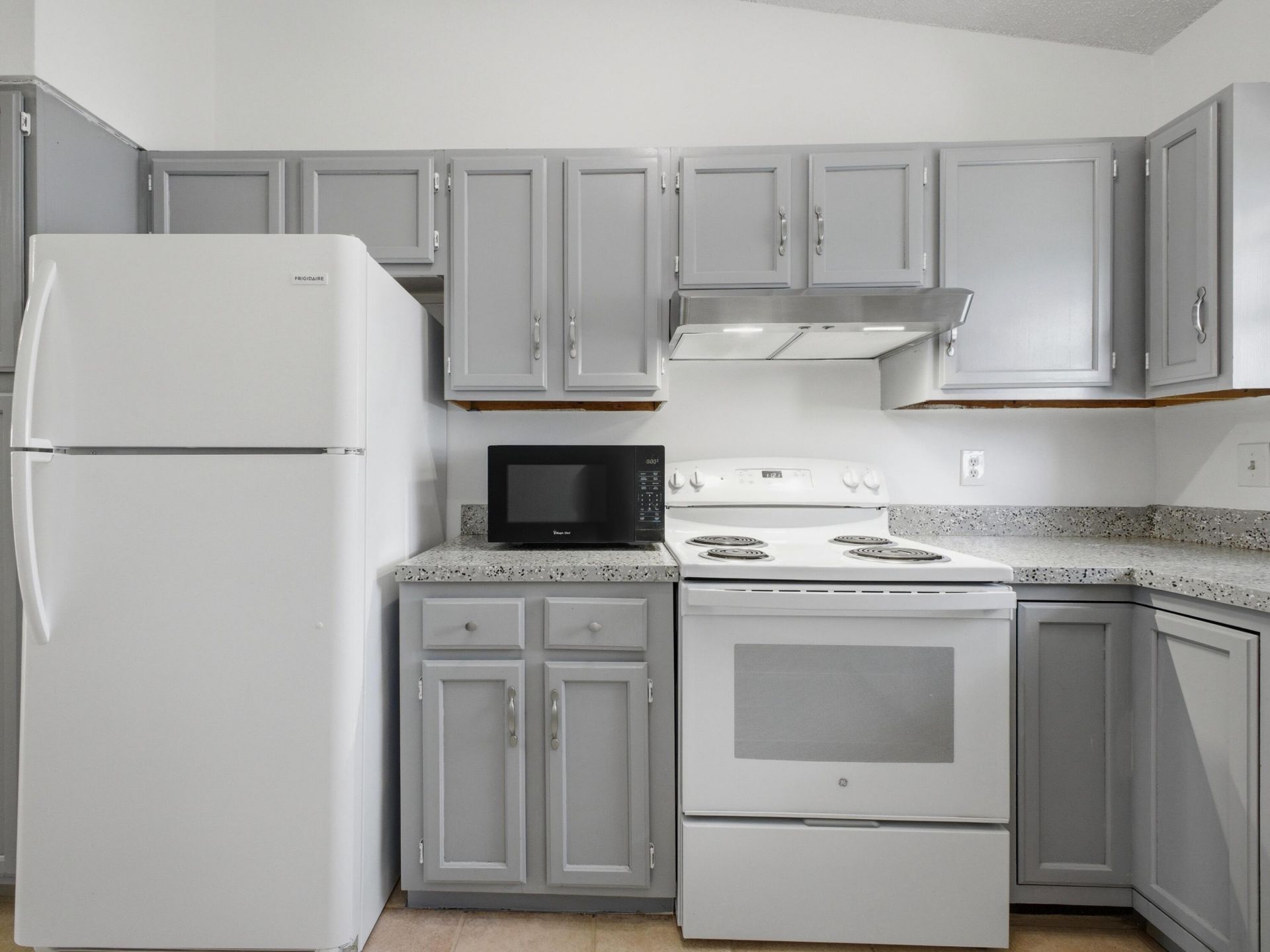 321 Norwood Terrace, Unit N221, Boca Raton, FL 33431 Photo