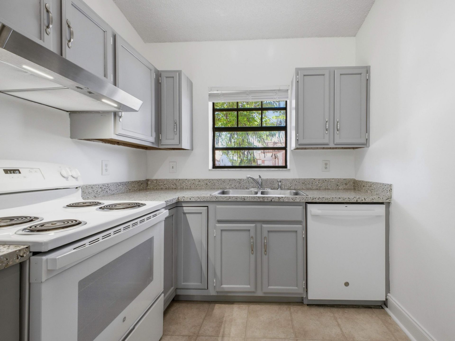 321 Norwood Terrace, Unit N221, Boca Raton, FL 33431 Photo