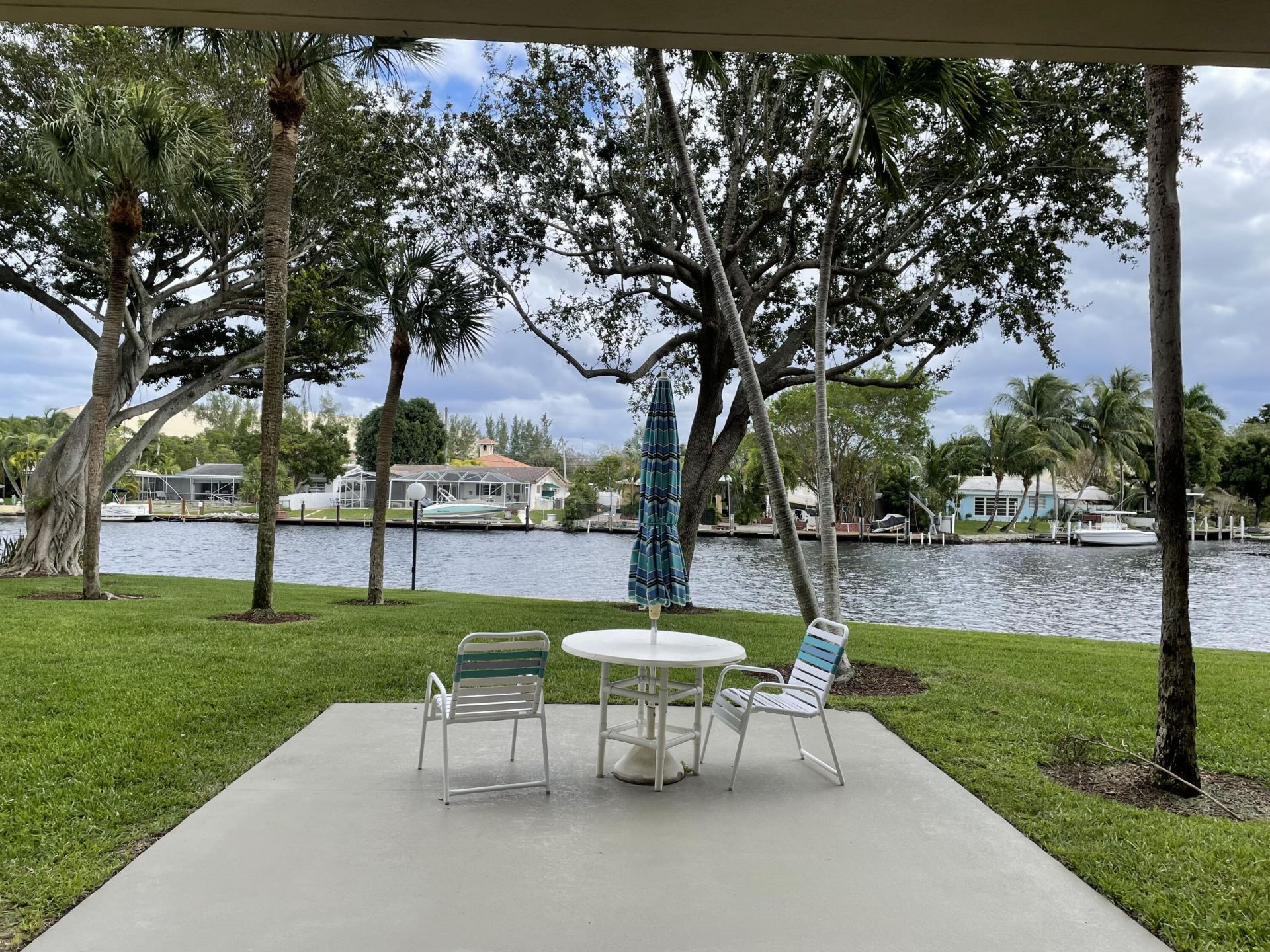 14 Royal Palm Way, Unit 204, Boca Raton, FL 33432 Photo