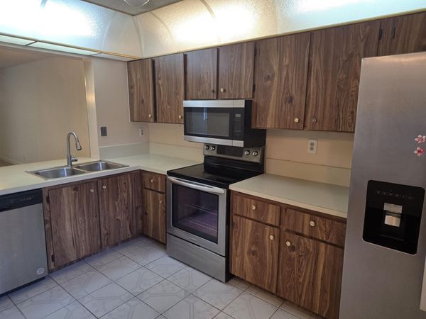 170 SE 7th Street SE, Unit 301, Deerfield Beach, FL 33441