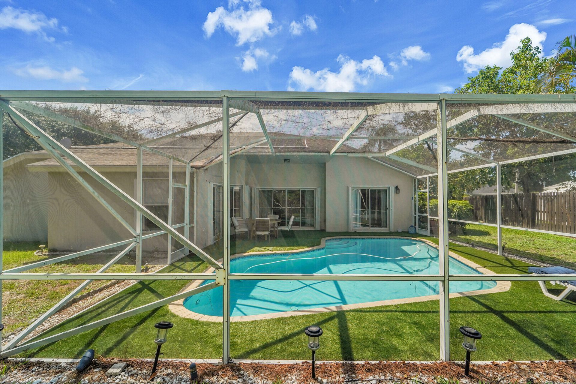 945 Sunflower Avenue, Delray Beach, FL 33445 Photo
