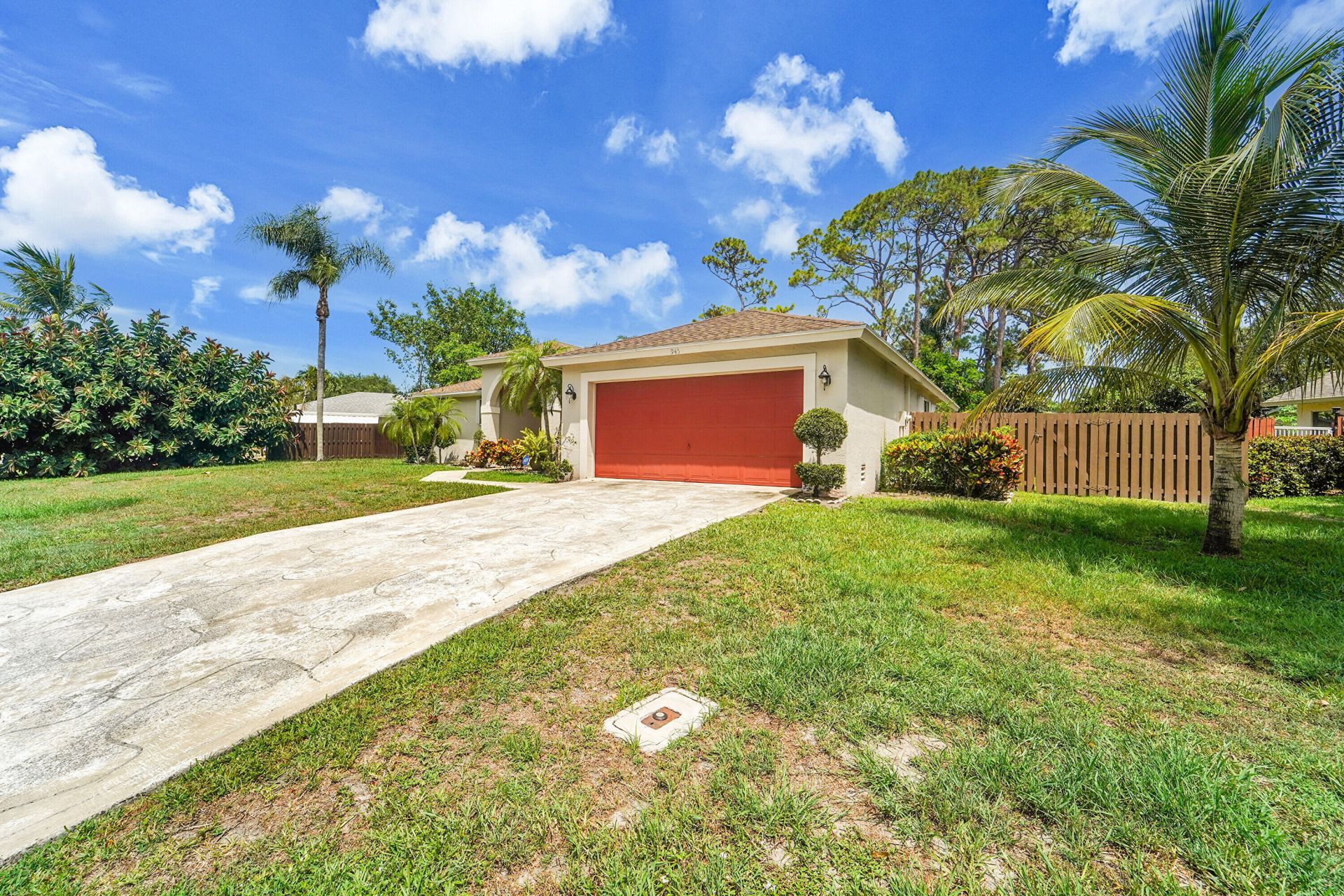 945 Sunflower Avenue, Delray Beach, FL 33445 Photo