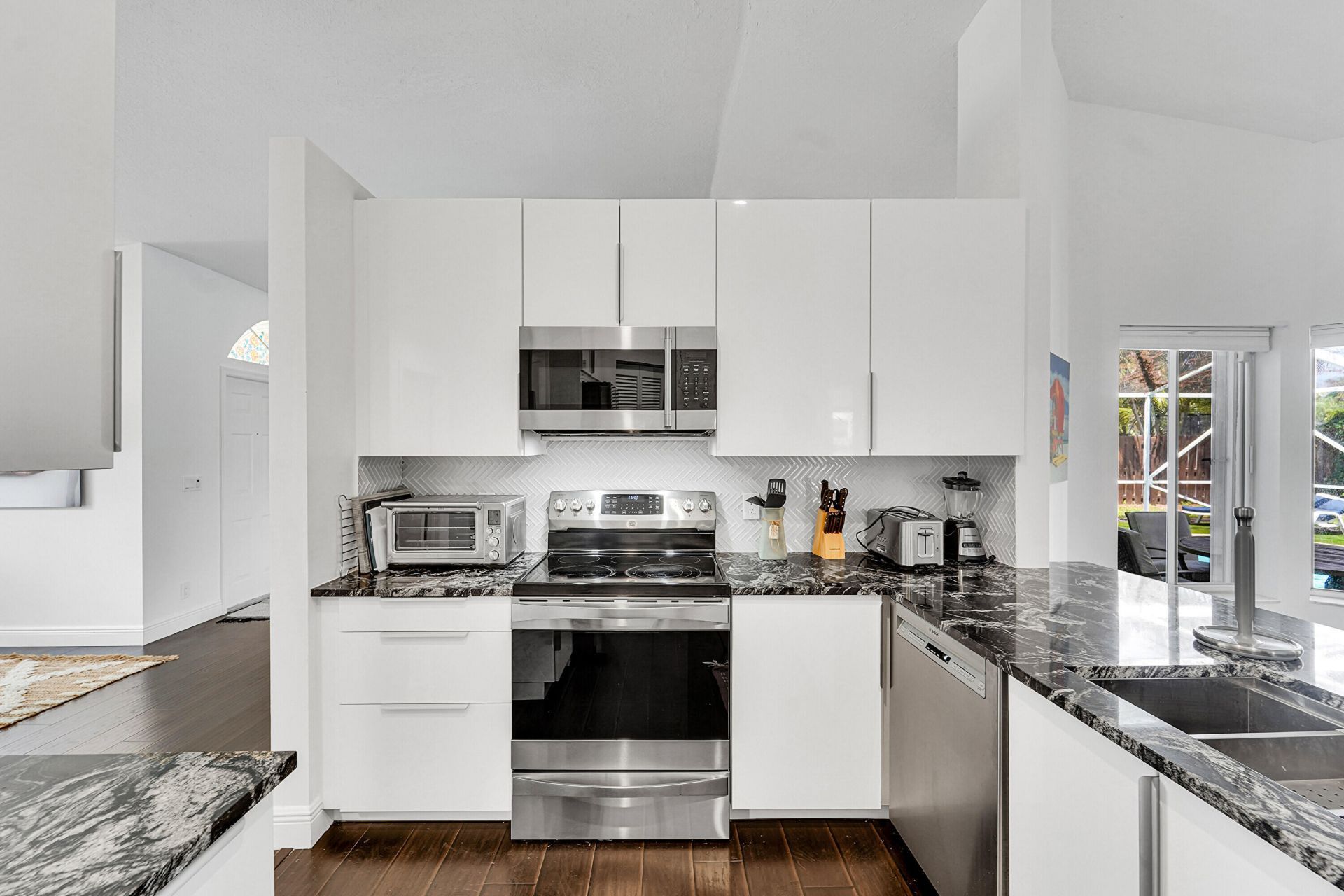 945 Sunflower Avenue, Delray Beach, FL 33445 Photo