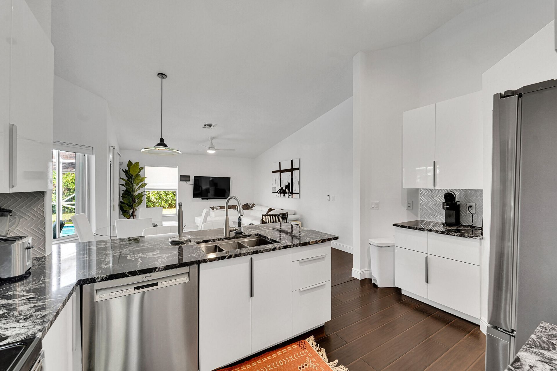 945 Sunflower Avenue, Delray Beach, FL 33445 Photo