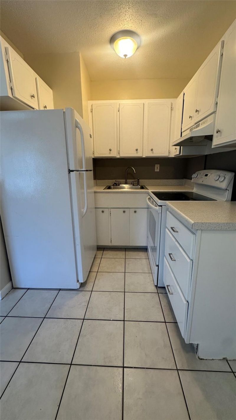 717 SE 16th Street, Unit 3, Fort Lauderdale, FL 33316 Photo