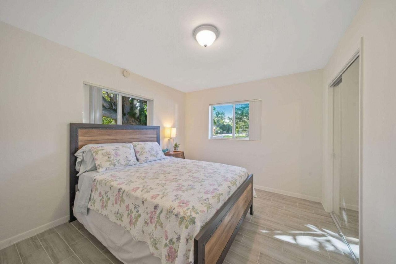 1201 NE 2nd Avenue, Delray Beach, FL 33444 Photo