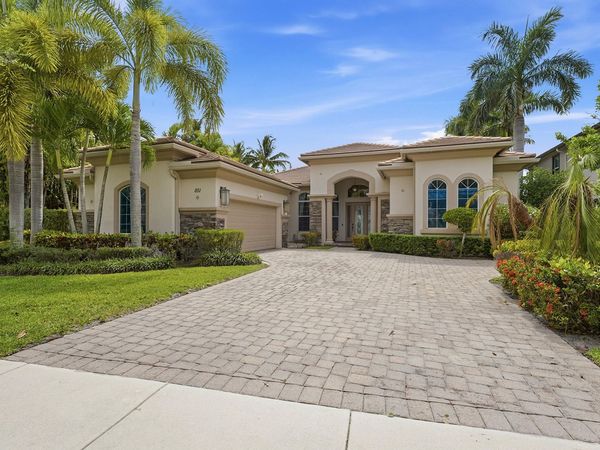 851 Edgebrook Lane, West Palm Beach, FL 33411