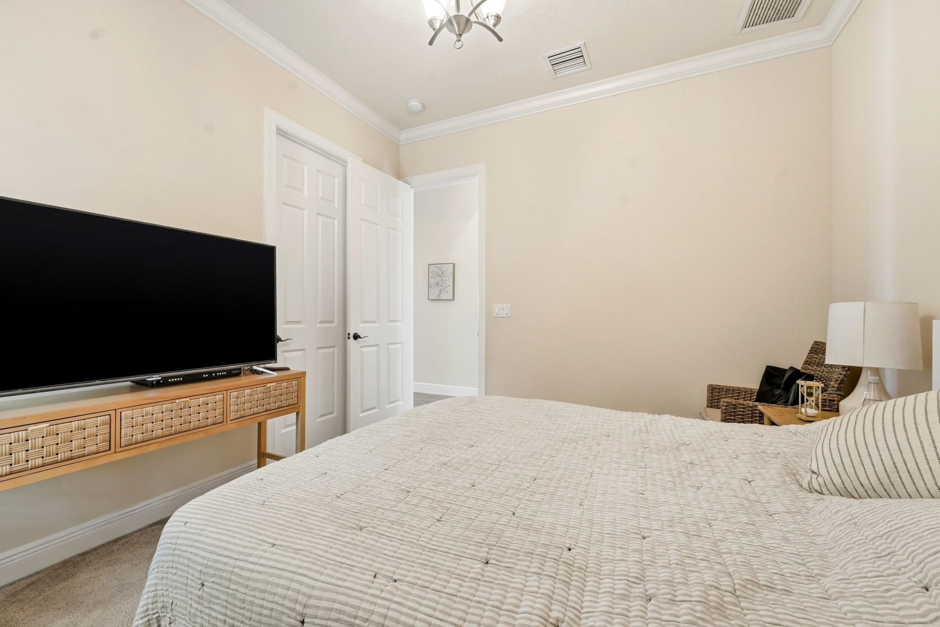 851 Edgebrook Lane, West Palm Beach, FL 33411 Photo