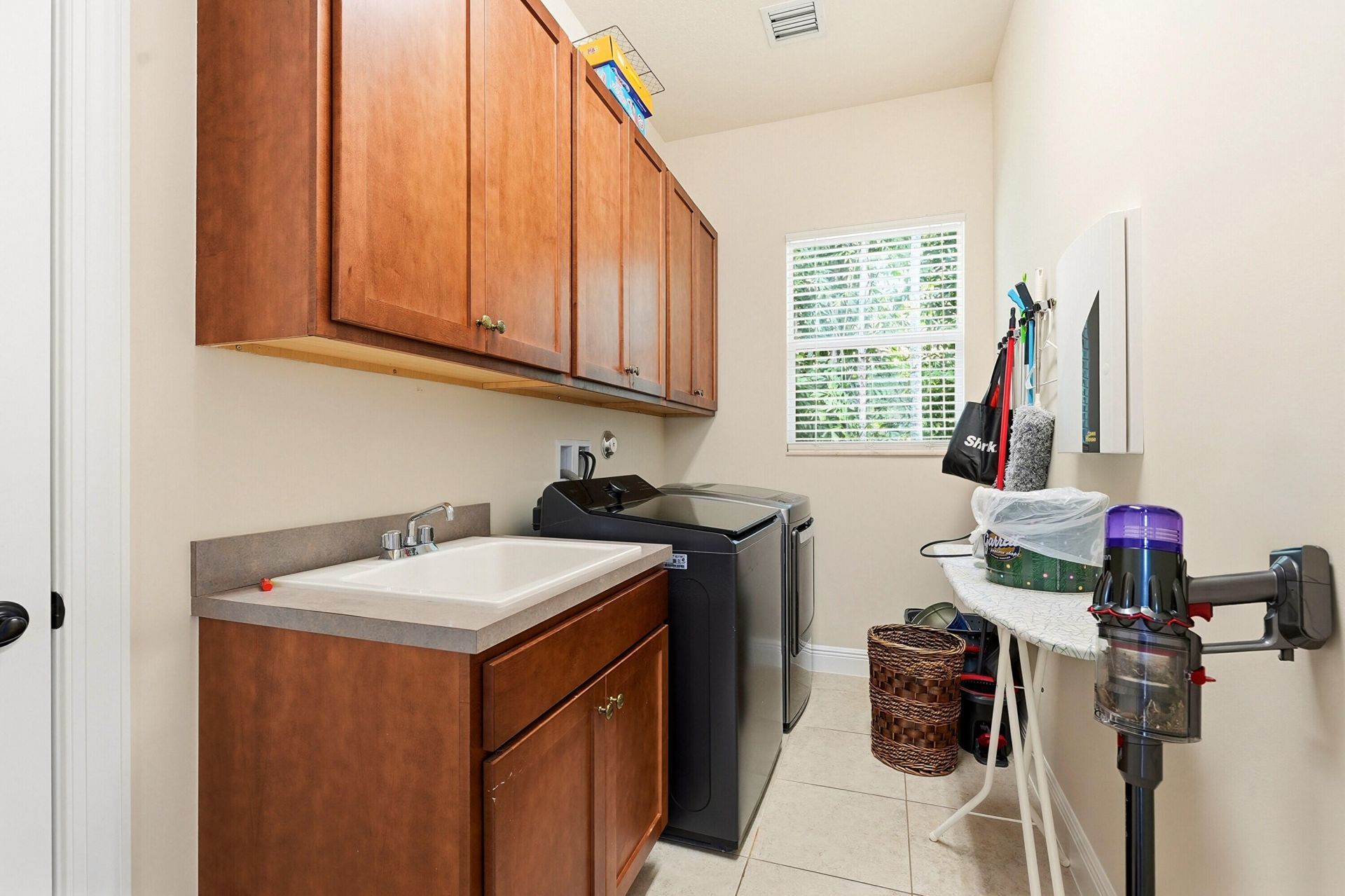 851 Edgebrook Lane, West Palm Beach, FL 33411 Photo