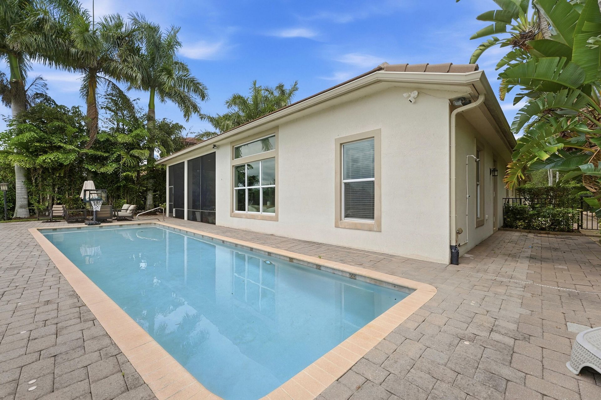 851 Edgebrook Lane, West Palm Beach, FL 33411 Photo
