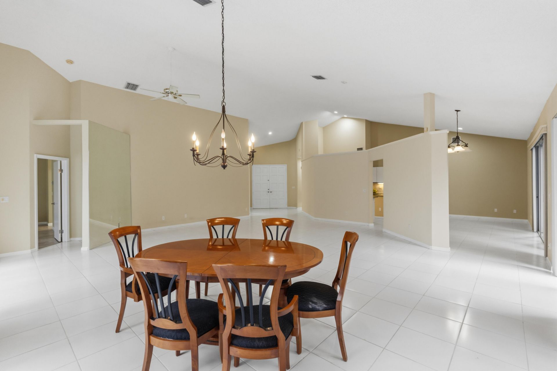 1500 Lacosta Drive W, Pembroke Pines, FL 33027 Photo