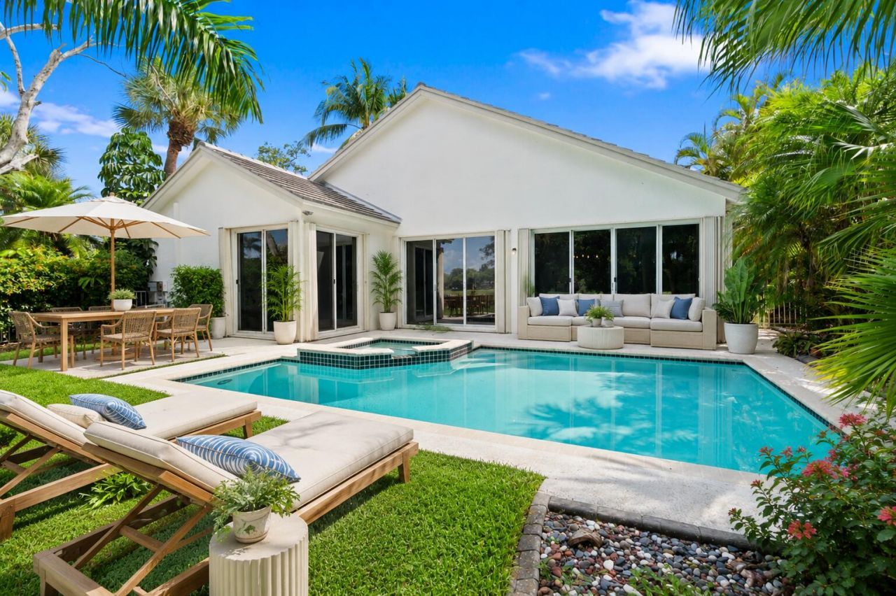 1500 Lacosta Drive W, Pembroke Pines, FL 33027 Photo