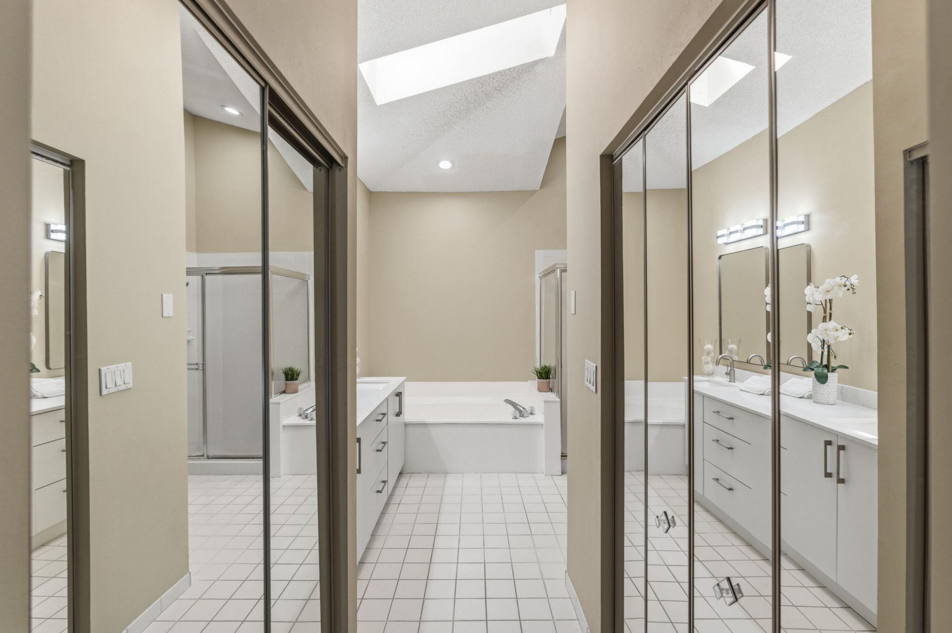 1500 Lacosta Drive W, Pembroke Pines, FL 33027 Photo